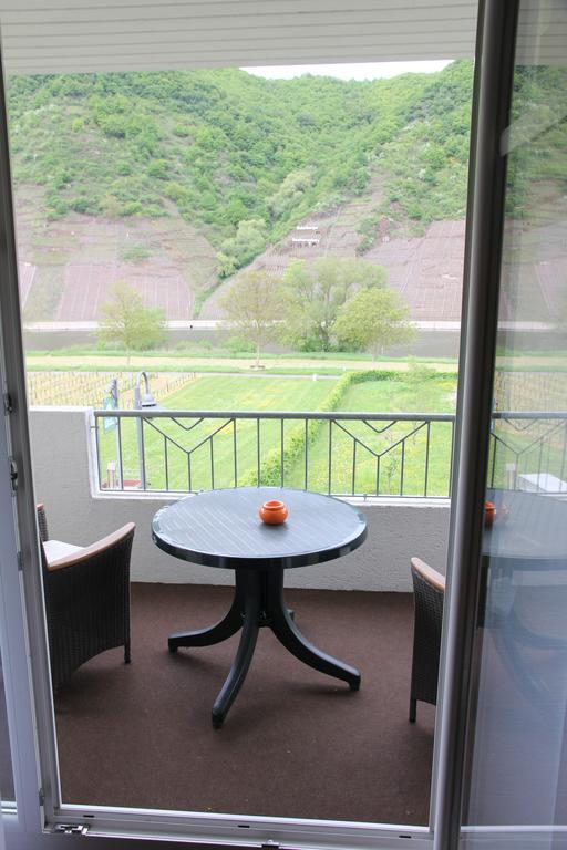 Apartamento Cafe Klering Briedern Exterior foto